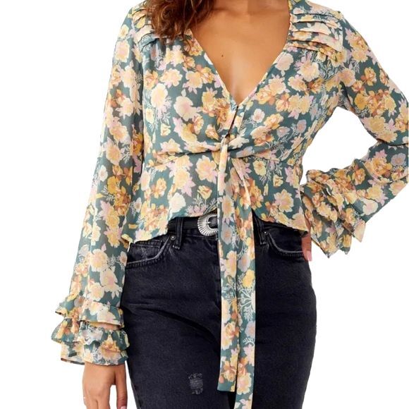 NWT Free People Maybel Ruffle Crop Top Pastel Floral Happy Combo Size XS NEW - Picture 1 of 15
